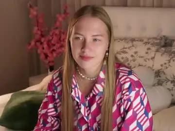 Masturbate to naked performer Roxanelan roxanelan from Chaturbate