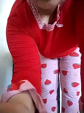 Slutty Dalou3a-69 wants you to fuck her body now Dalou3a-69 from StripChat