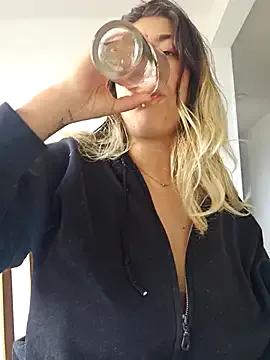 Masturbate to slutty performer Enyeld_ruru Enyeld_ruru from StripChat