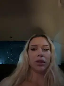 Try slutty model GirlsMia_ GirlsMia_ from StripChat