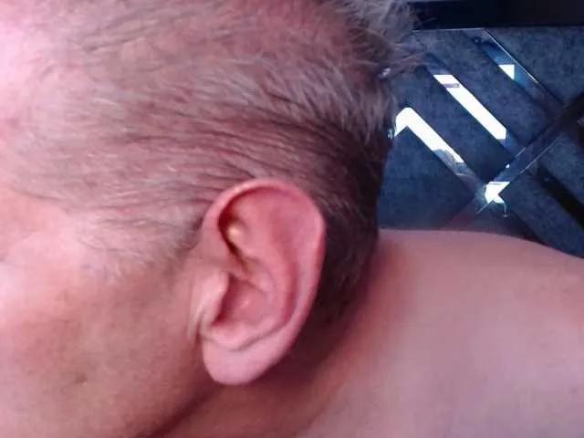 Cute CarlosBangsYeidy wants you to fuck their body now CarlosBangsYeidy from BongaCams