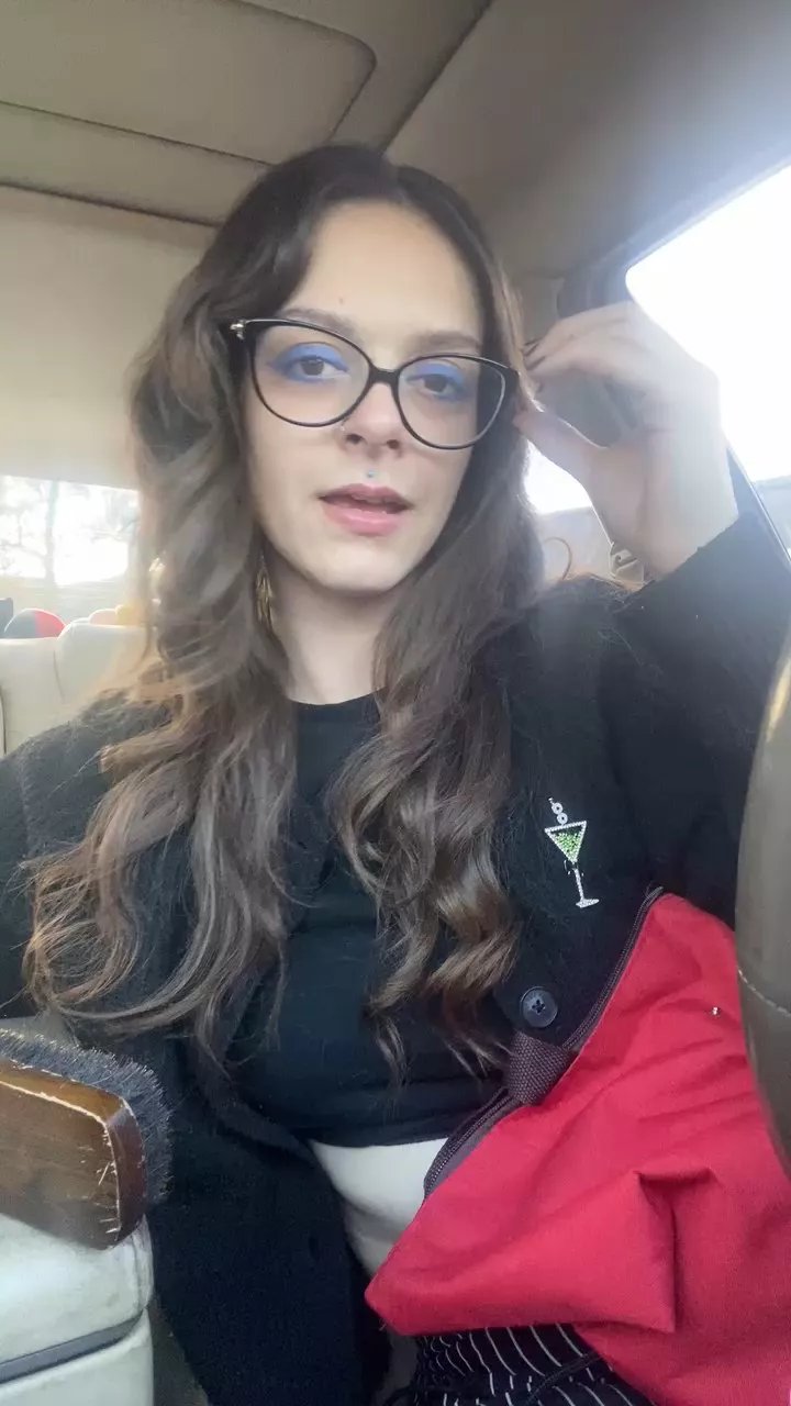 Offline alicepractice5 on Cam4