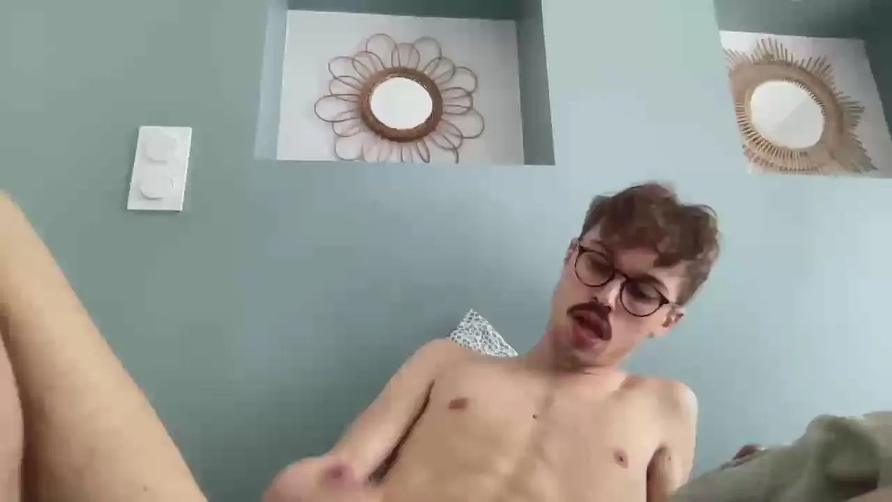 Offline antou_pv on Cam4