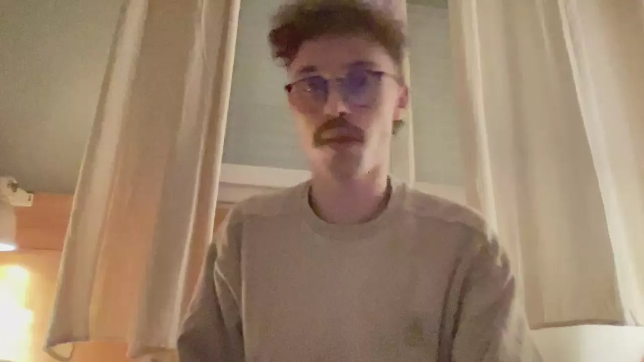 Offline antou_pv on Cam4