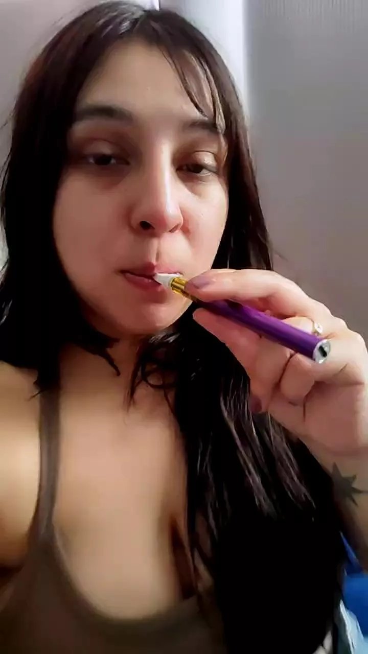 Offline Carolinaalg on Cam4