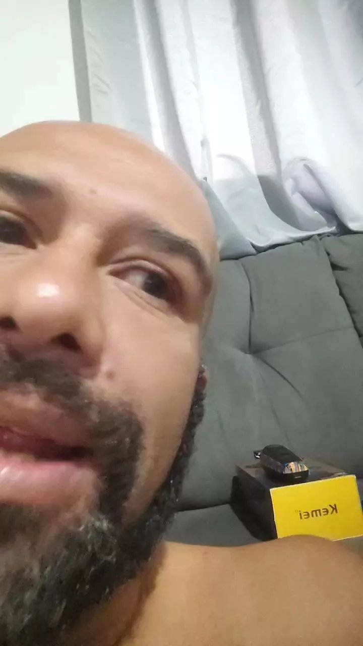 Offline degravata on Cam4