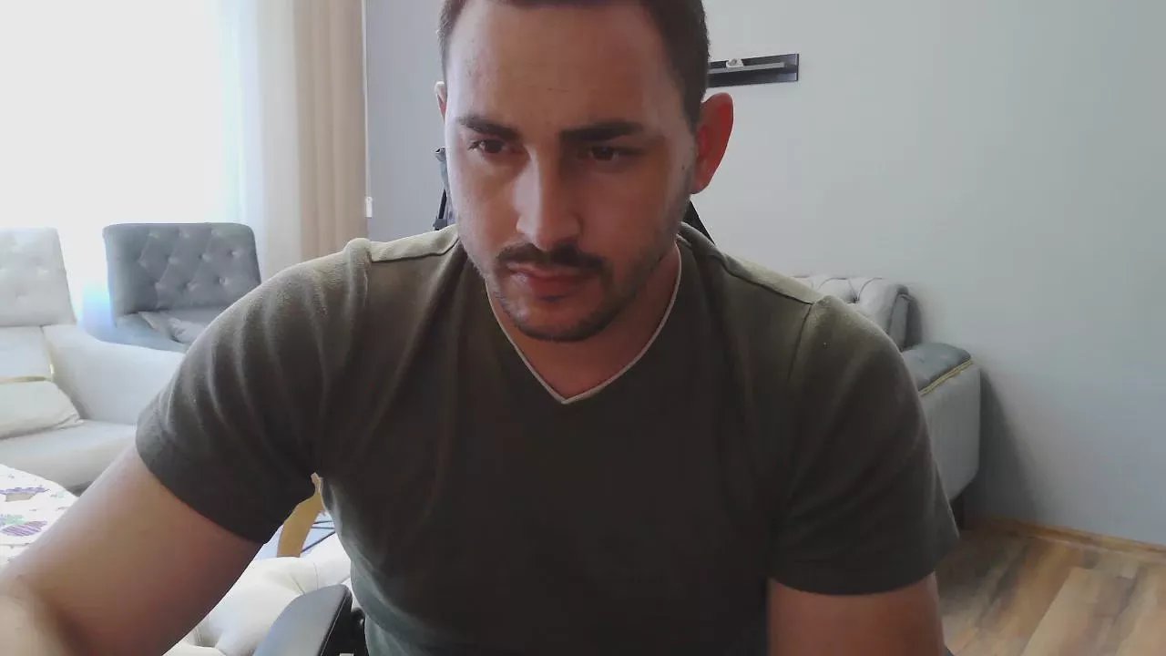 Offline djmute_33 on Cam4