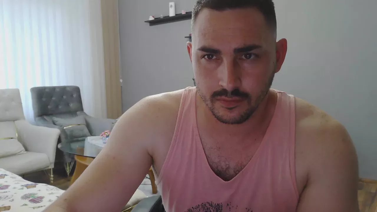 Offline djmute_33 on Cam4