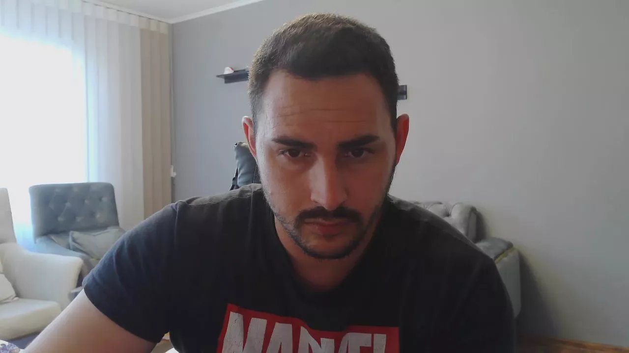 Offline djmute_33 on Cam4