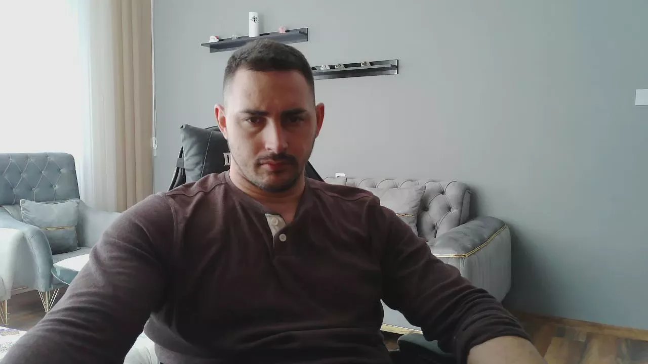 Offline djmute_33 on Cam4