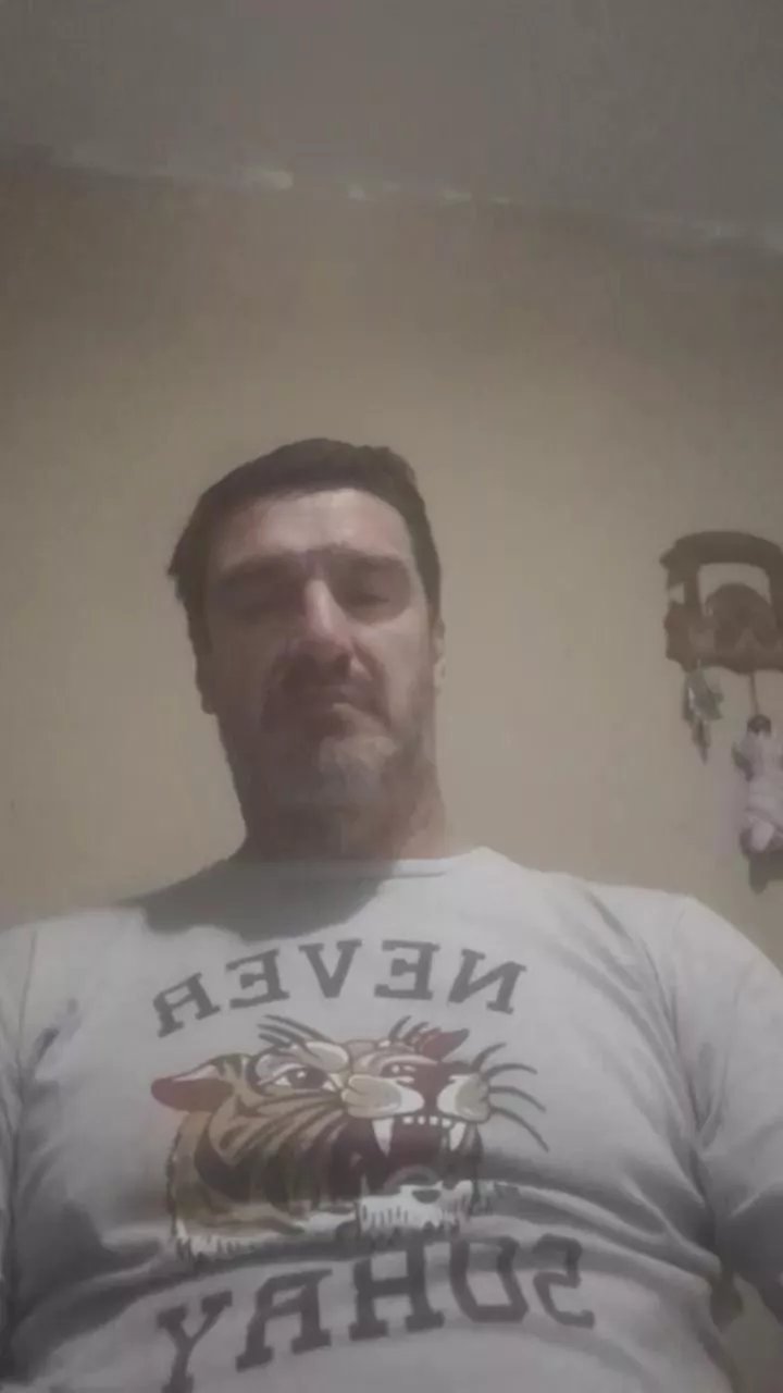 Offline fernando3376 on Cam4