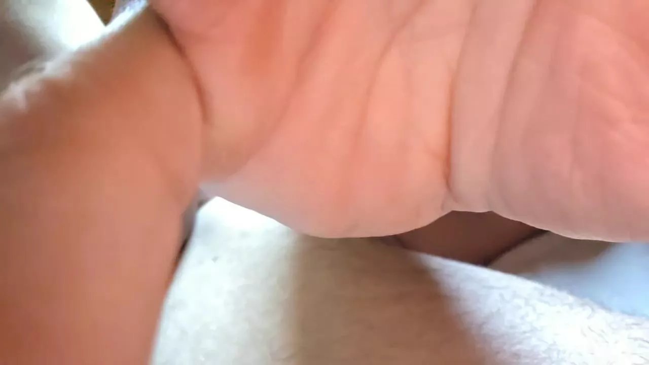 Offline frenchfitsexy on Cam4