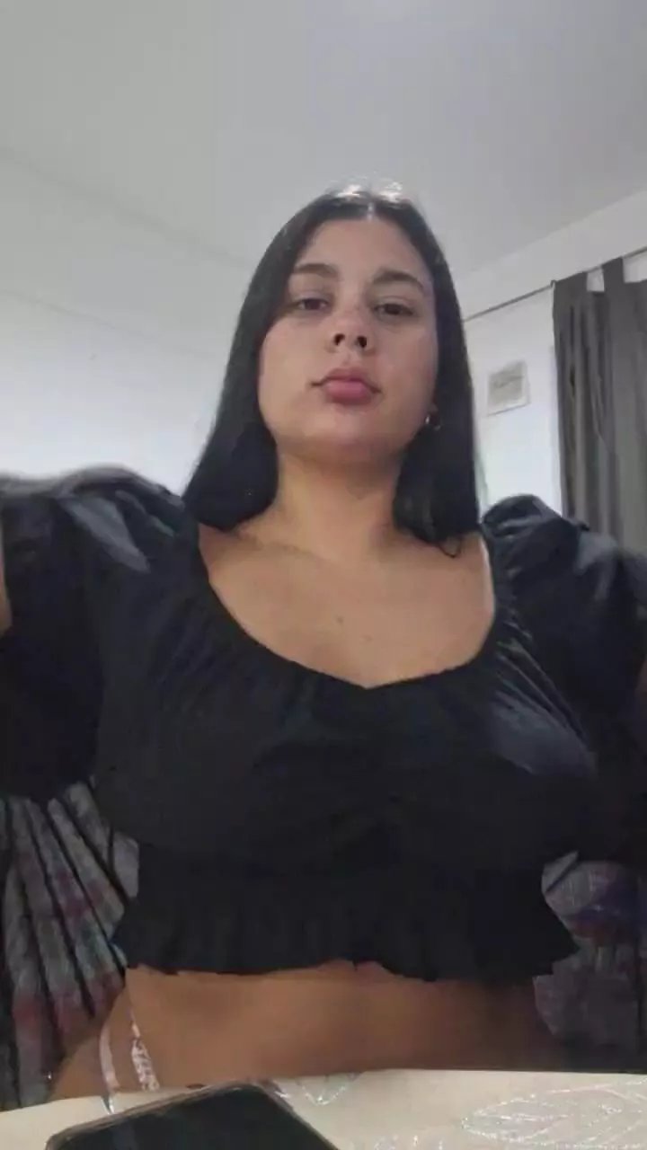 Offline gianne5 on Cam4