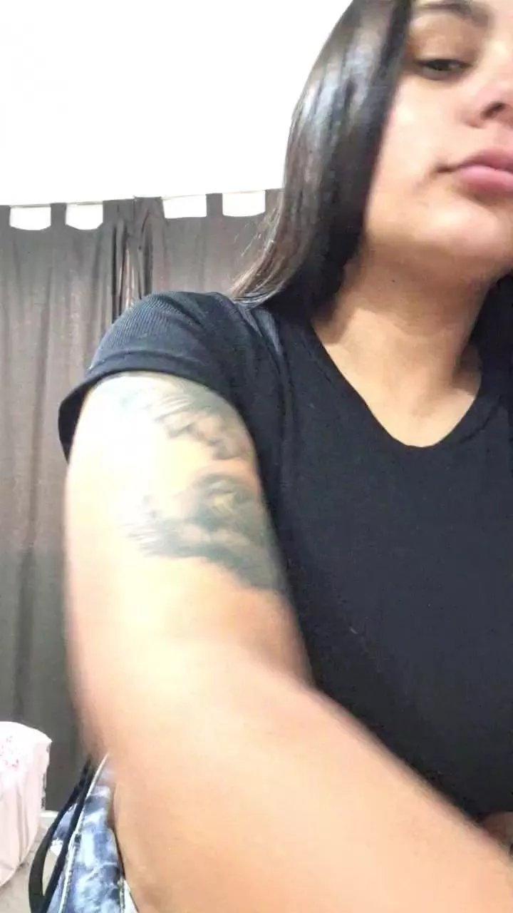 Offline gianne5 on Cam4