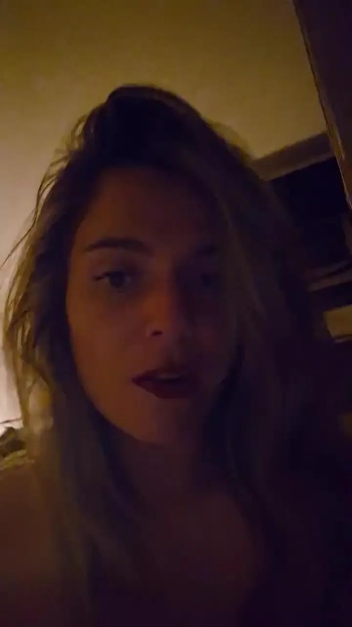 Offline Hoper34 on Cam4