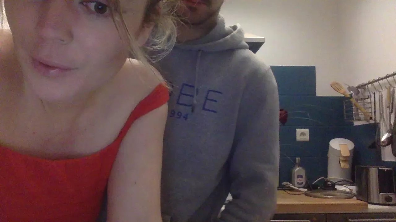 Offline Hoper34 on Cam4