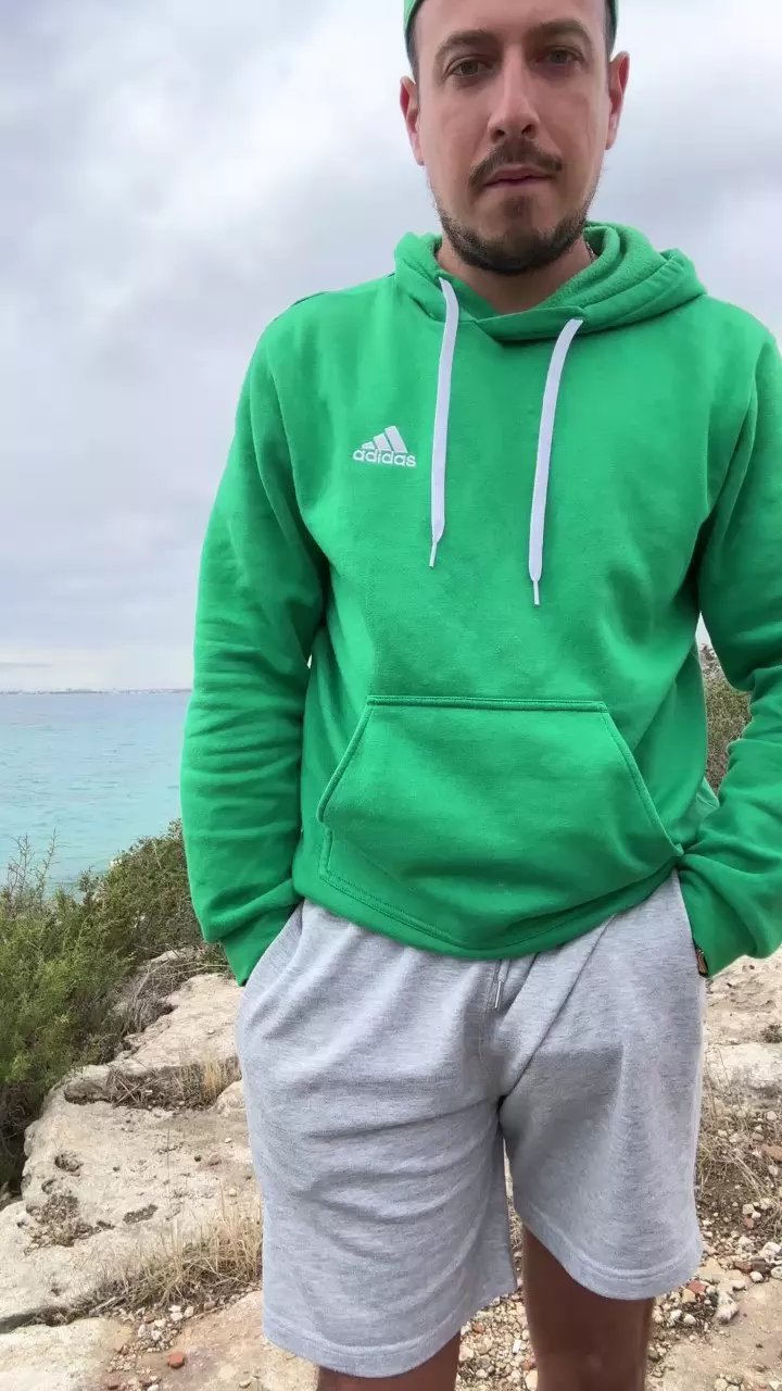 Offline Legolar on Cam4