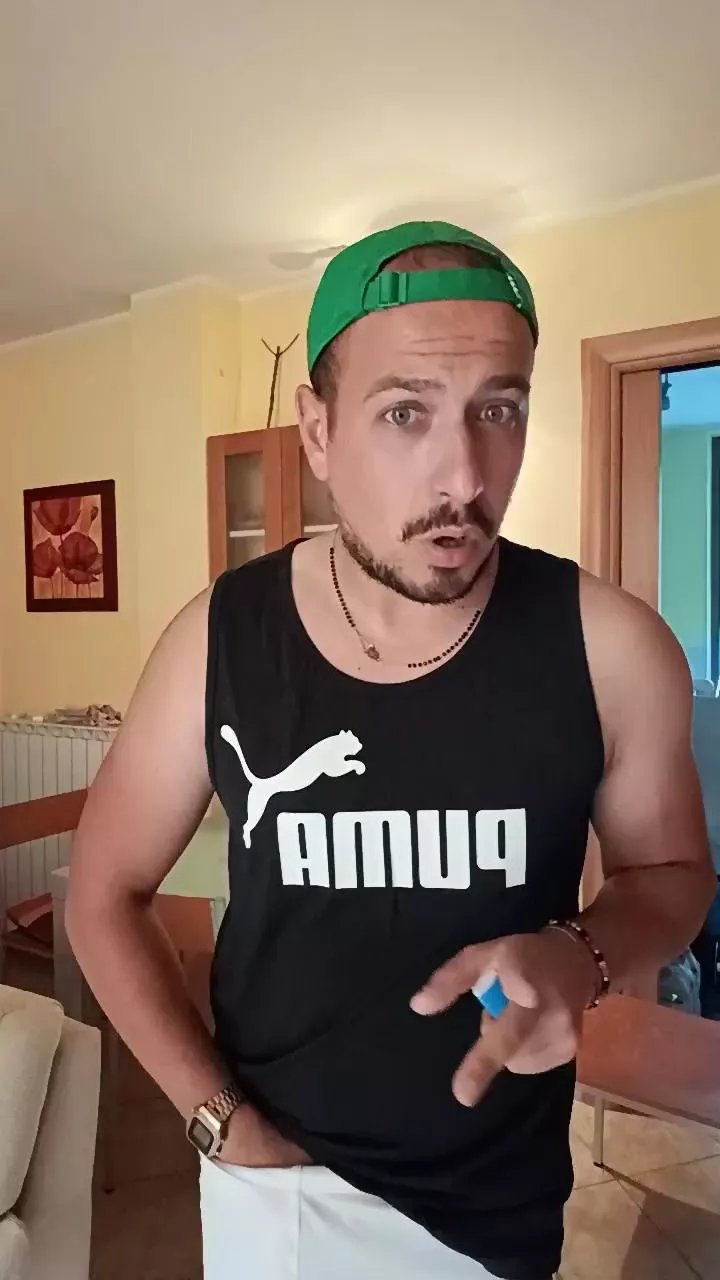 Offline Legolar on Cam4