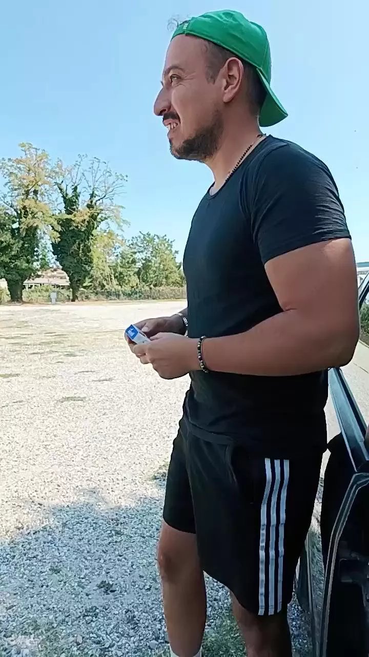 Offline Legolar on Cam4