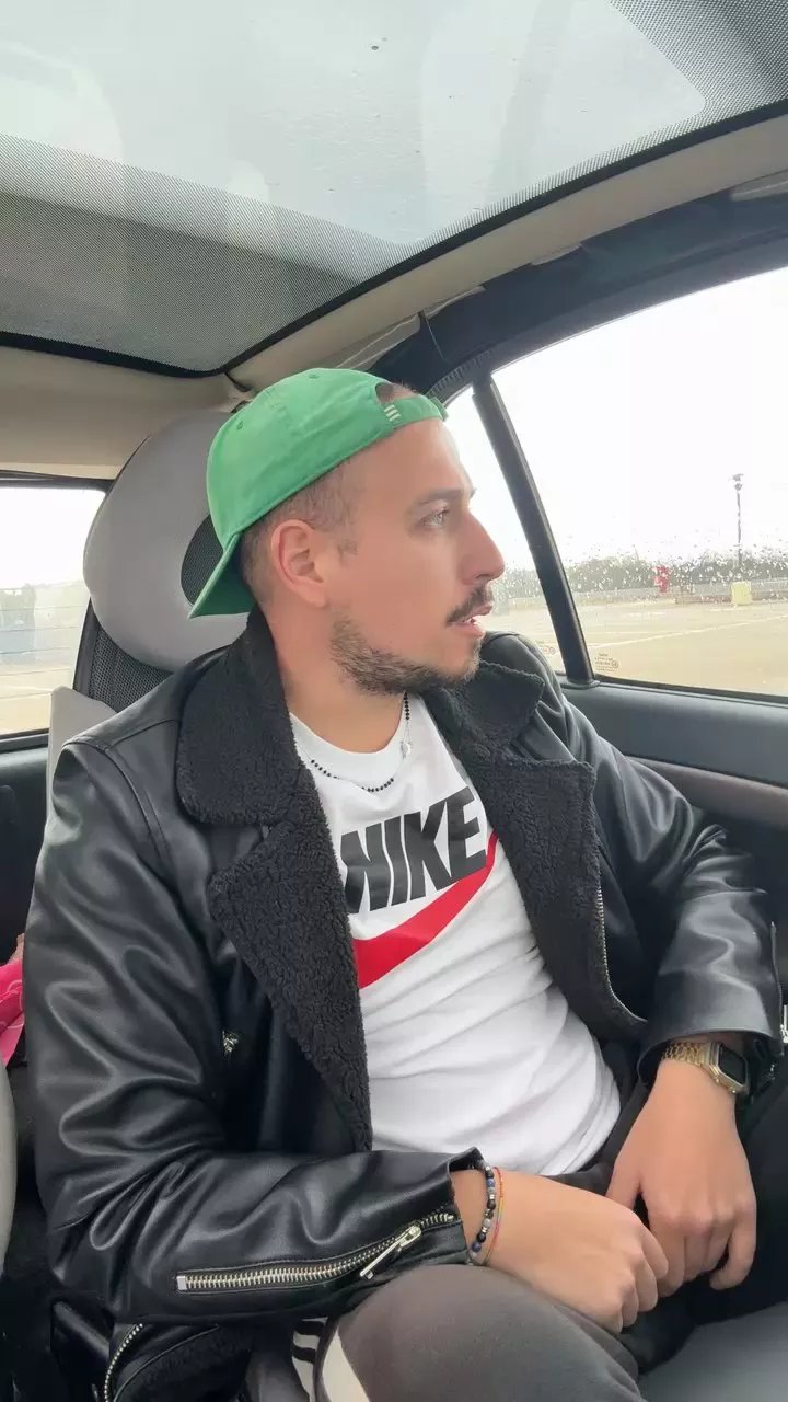 Offline Legolar on Cam4