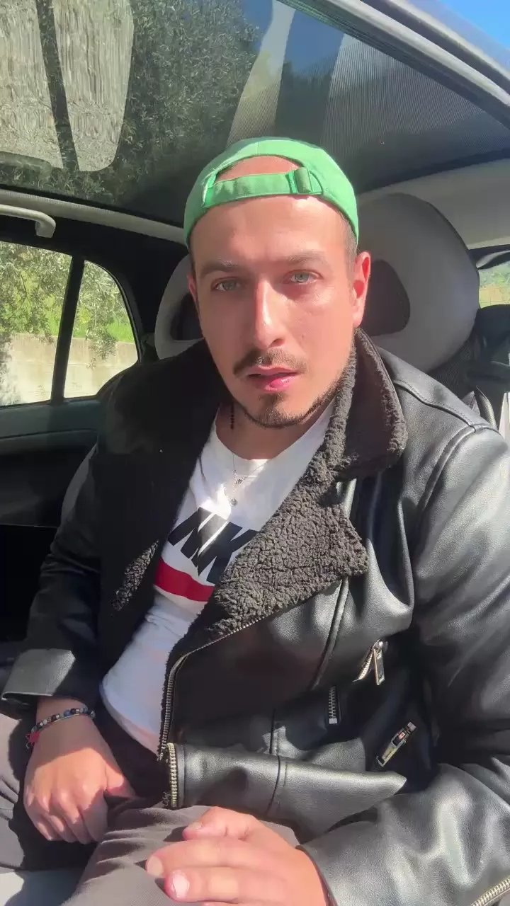 Offline Legolar on Cam4