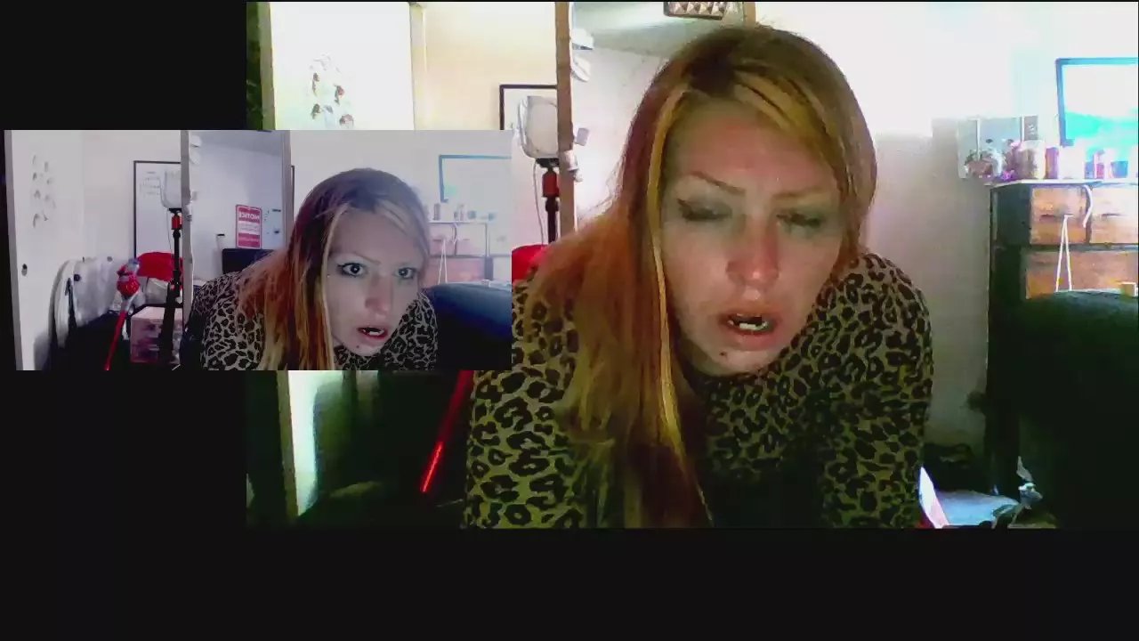 Offline Meowzer777 on Cam4