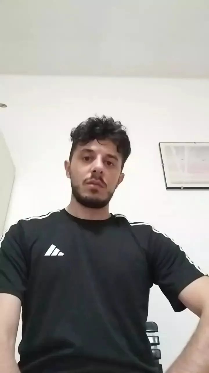 Offline Mew2pup on Cam4