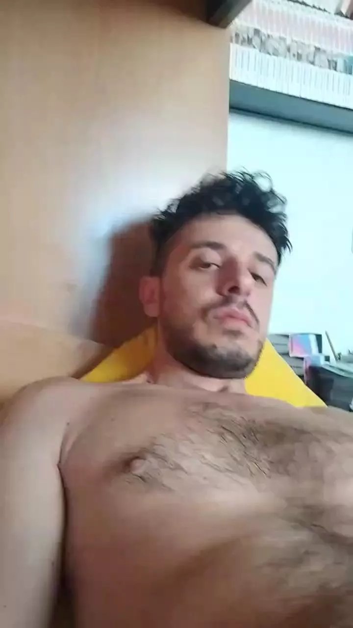 Offline Mew2pup on Cam4