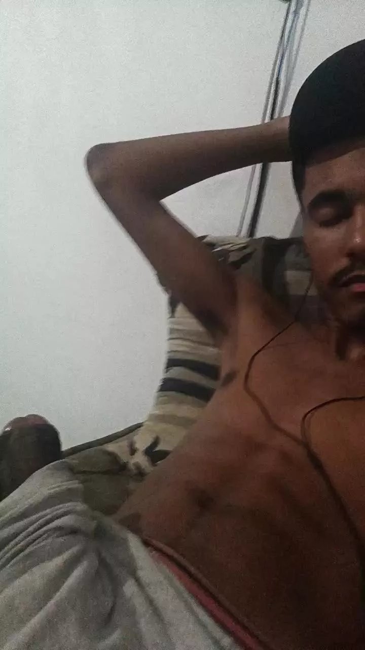 Offline Phxchp on Cam4