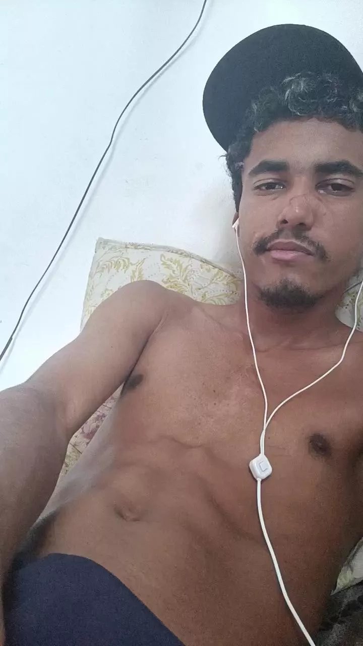 Offline Phxchp on Cam4