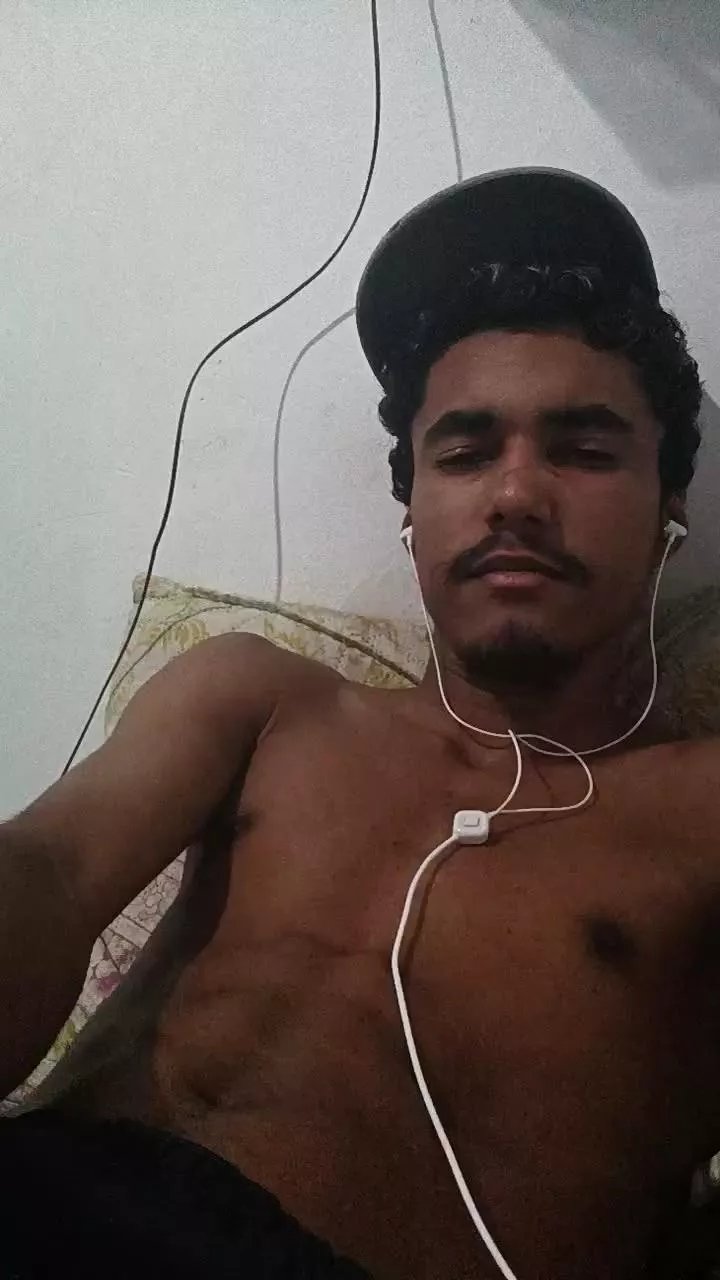 Offline Phxchp on Cam4