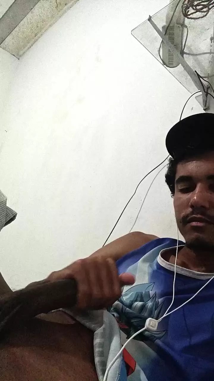 Offline Phxchp on Cam4