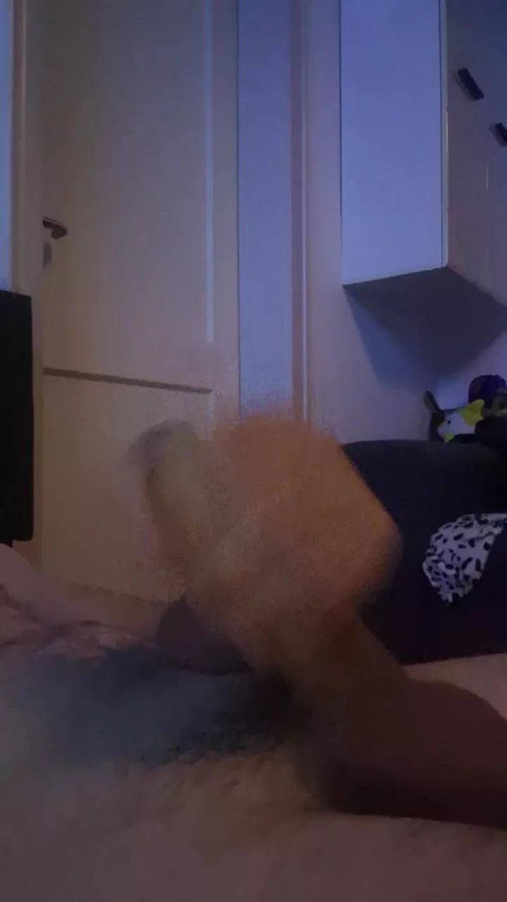 Offline sexyboy8650 on Cam4