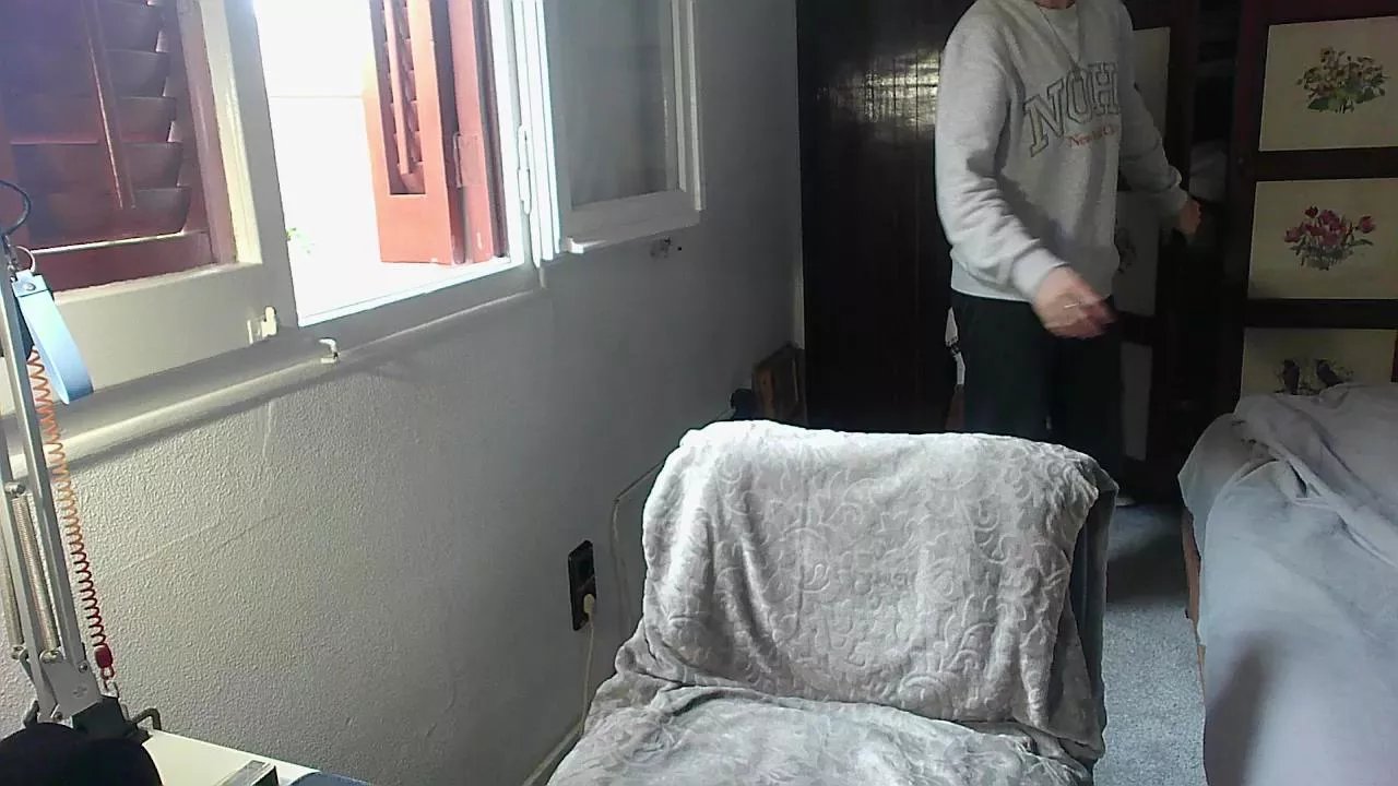 Offline thebulgueboyy on Cam4