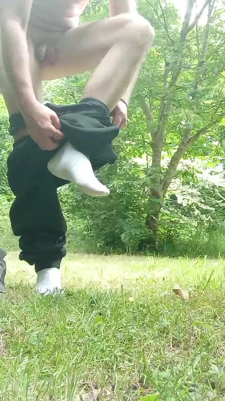 Offline Trolls37 on Cam4