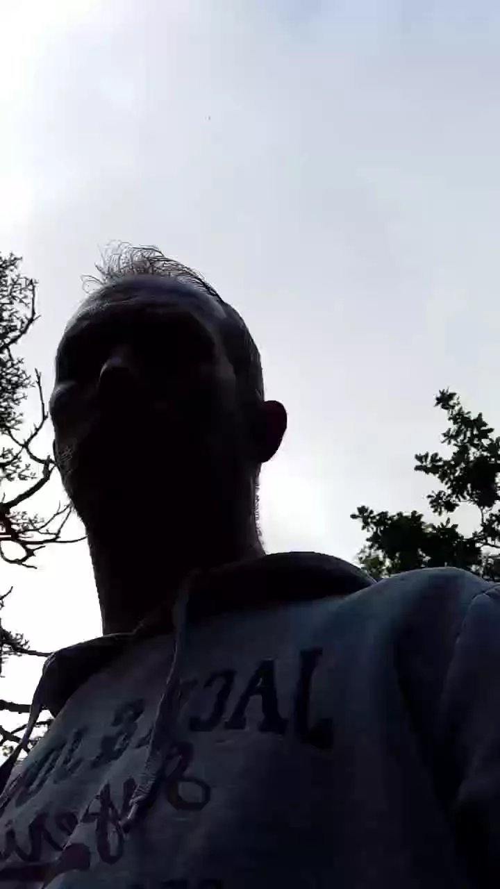 Offline Trolls37 on Cam4