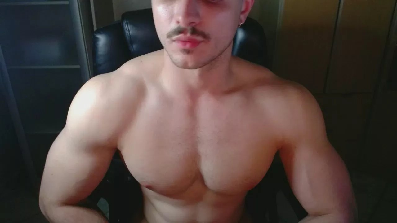 Offline vinianjinho on Cam4