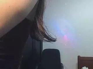 Offline rav3nnn on CamSoda