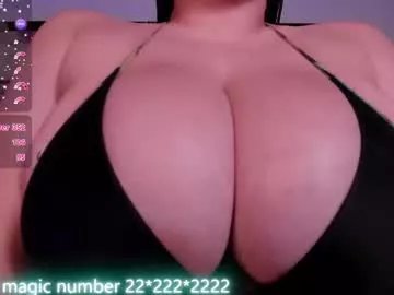 Freechat anyi_sweet_titss on Chaturbate