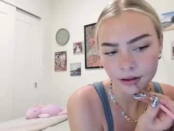 Discover 18 years old ariah_is_blonde from Chaturbate ariah_is_blonde from Chaturbate