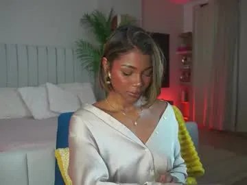 Freechat astrea_1 on Chaturbate