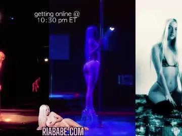 Discover 21 years old riababe from Chaturbate riababe from Chaturbate