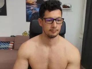 Freechat brutus_k on Flirt4Free