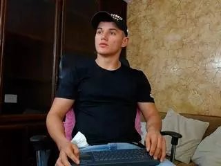 Offline erick_wallace on Flirt4Free