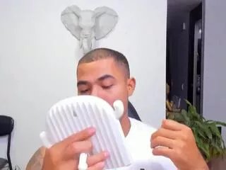 Offline jackson_gray on Flirt4Free