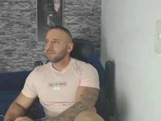 Offline owen_nichols on Flirt4Free