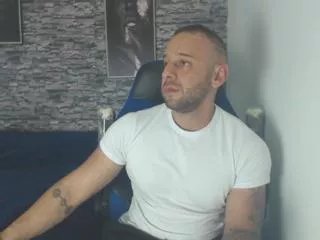 Offline owen_nichols on Flirt4Free