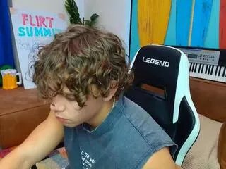 Offline spencer_roth on Flirt4Free