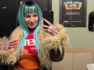 Offline iiixbostonxiii on Streamate