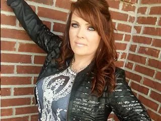 Offline LexisLove on Streamate